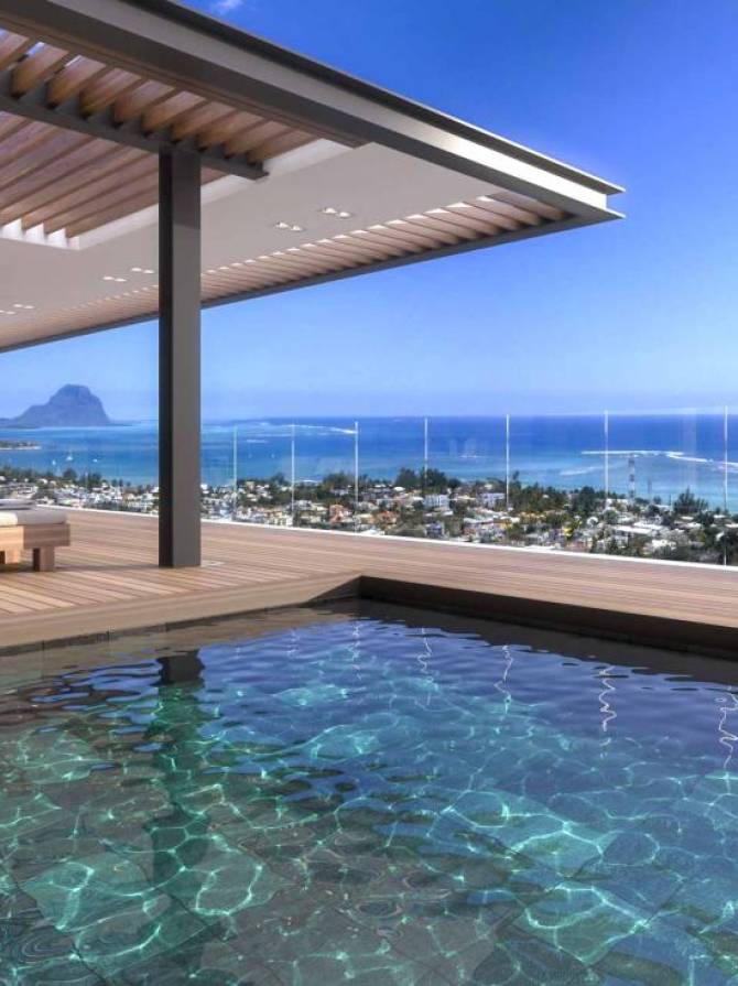 20181213-ICONIC PENTHOUSE POOL VIEW_HR